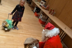 PXL_20251128_164259305