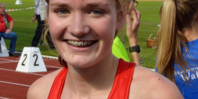 Schüler-Vergleichswettkampf der U16 in Kiel – Stina Ackermann gewinnt 800m-Lauf