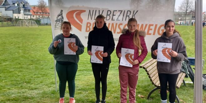 Haily Röstel wird Bezirksmeisterin im Kugelstoßen W14